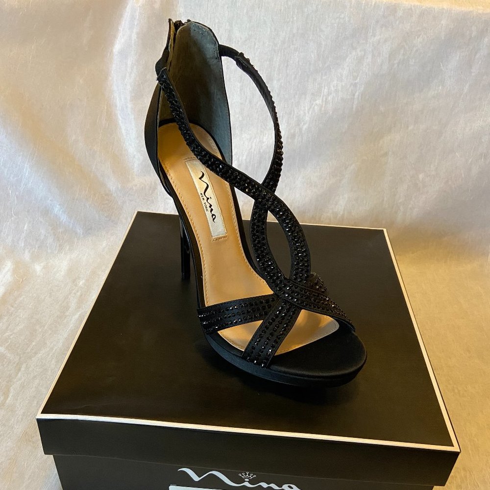 Nina Women's Fianna Heeled Sandal- Black Luster